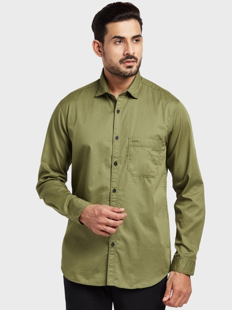 

ColorPlus Men Green Tailored Fit Solid Casual Shirt