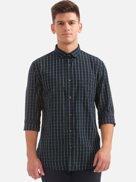 

Ruggers Men Navy Blue & Green Regular Fit Checked Casual Shirt
