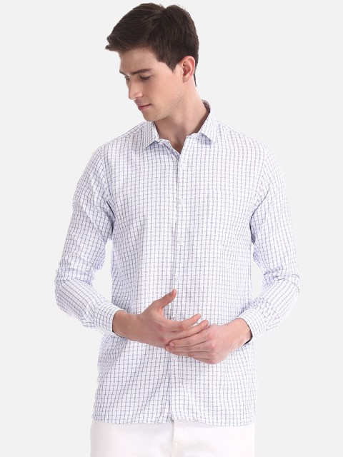 

Excalibur Men White & Grey Regular Fit Checked Casual Shirt