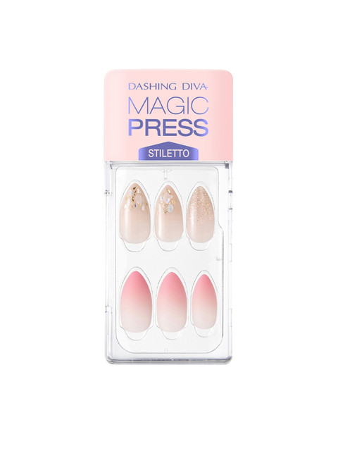 

Dashing Diva Pink Still Me Magicpress Nails