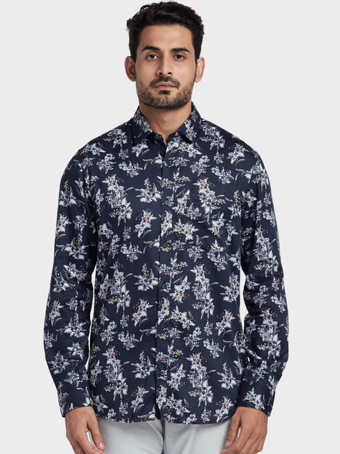 

ColorPlus Men Navy Blue & White Tailored Fit Printed Casual Shirt