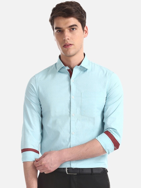 

Excalibur Men Turquoise Blue Slim Fit Self Design Formal Shirt