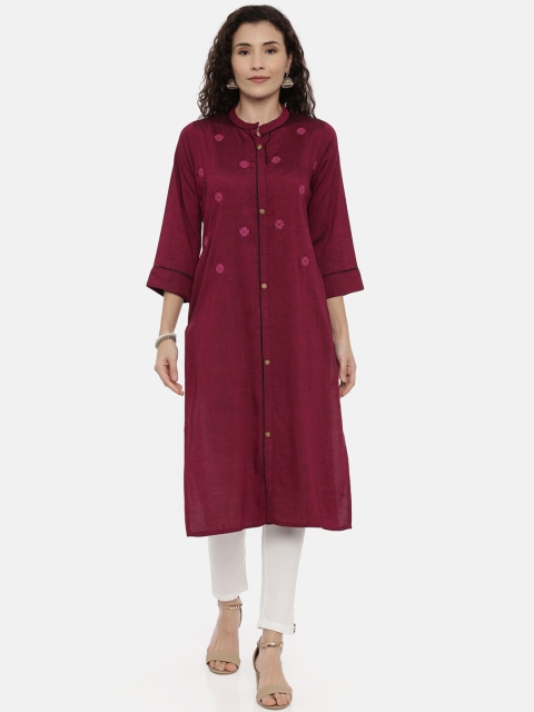 

GOLDSTROMS Women Maroon Embroidered Straight Kurta