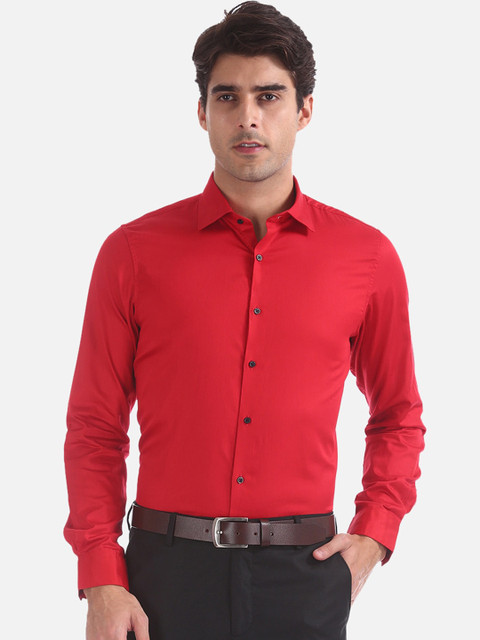

Excalibur Men Red Slim Fit Solid Formal Shirt