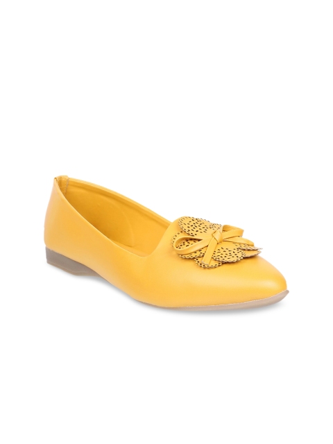 

SHUZ TOUCH Women Yellow Solid Ballerinas