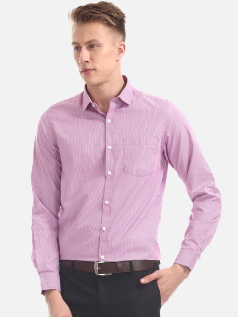 

Excalibur Men Purple Regular Fit Checked Formal Shirt