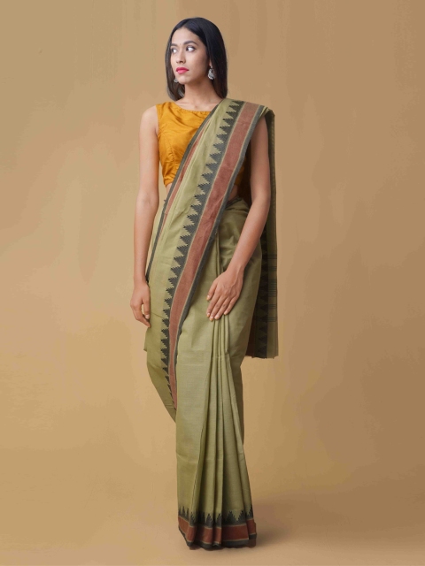 

Unnati Silks Green Solid Pure Pavni Handcrafted Cotton Saree