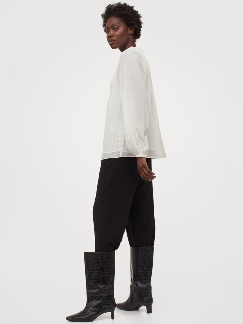 

H&M Women Off-White Accordion Pleated Chiffon Blouse