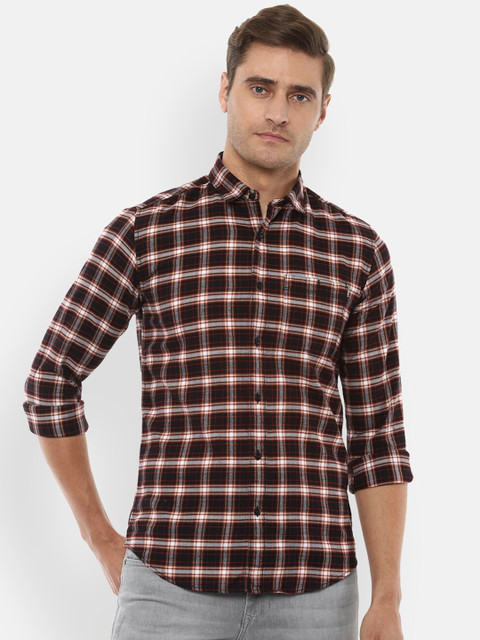 

Louis Philippe Jeans Men Black & Off-White Slim Fit Checked Casual Shirt