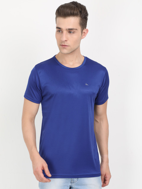 

Masculino Latino Men Blue Solid Round Neck T-shirt