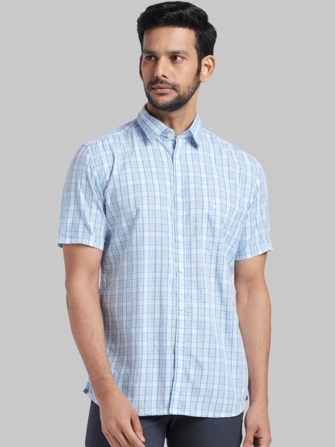 

Parx Men Blue & White Slim Fit Checked Casual Shirt