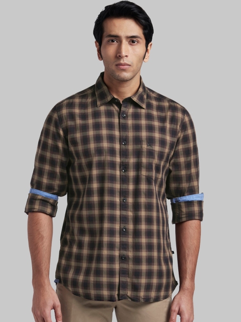 

Parx Men Brown & Black Slim Fit Checked Casual Shirt