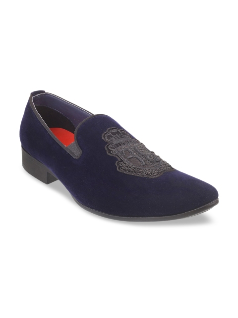 

Mochi Men Navy Blue Woven Design Loafers
