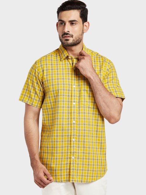 

ColorPlus Men Yellow & White Tailored Fit Checked Casual Shirt