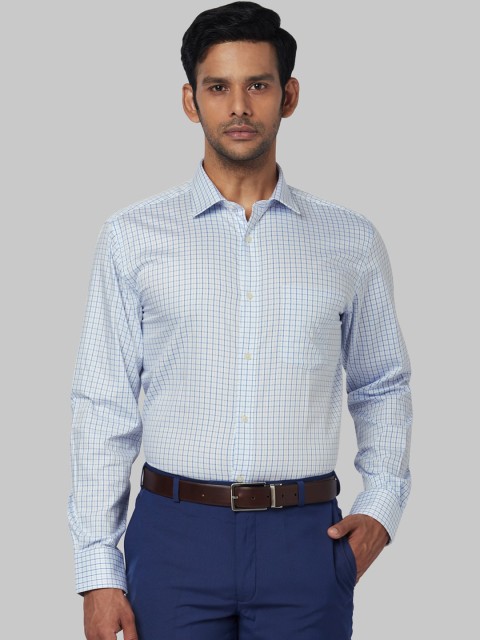 

Park Avenue Men Blue Regular Fit Checked Formal Shirt