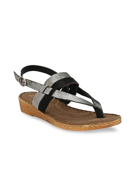 

Delize Women Silver-Toned & Black Leather Open Toe Flats