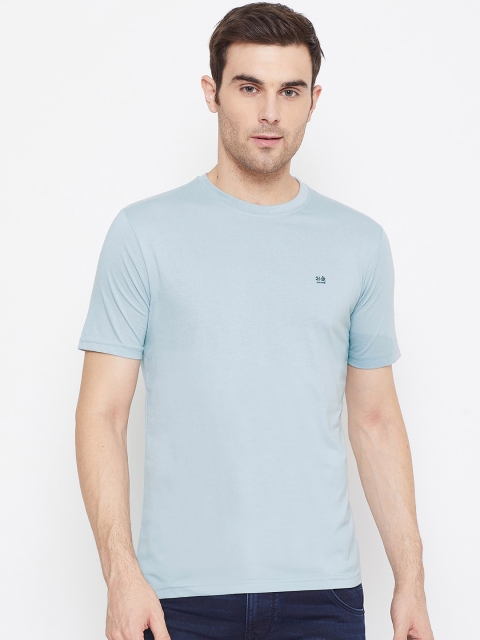 

Okane Men Blue Solid Round Neck T-shirt