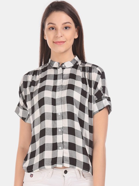 

Cherokee Women Black Checked Shirt Style Top