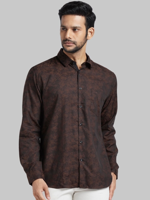

Parx Men Brown Slim Fit Printed Casual Shirt