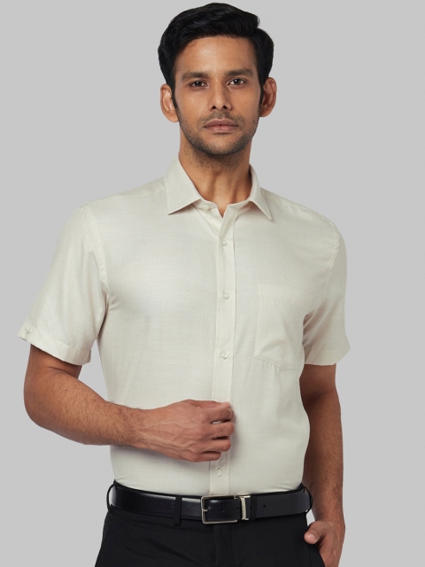 

Park Avenue Men Beige Regular Fit Solid Formal Shirt