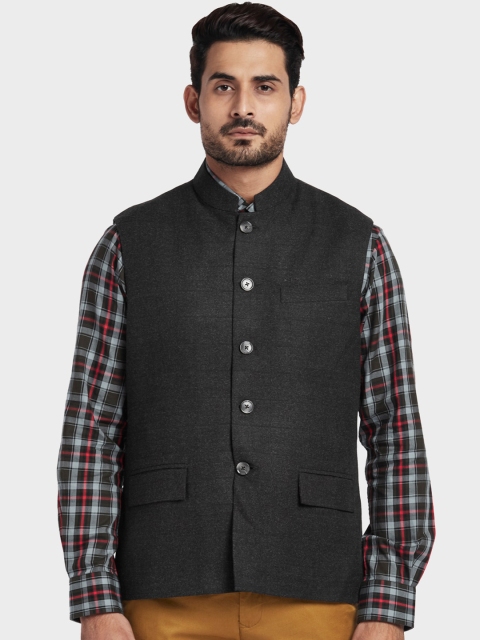 

ColorPlus Men Grey Solid Tailored Jacket