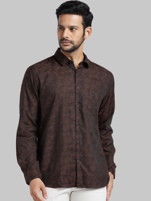 

Parx Men Brown Slim Fit Printed Casual Shirt