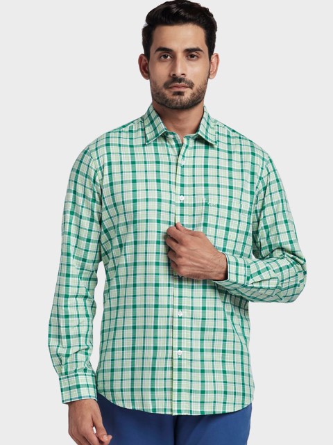 

ColorPlus Men Green Tailored Fit Checked Casual Shirt