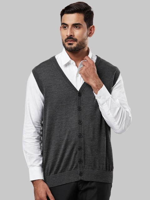 

Raymond Men Grey Solid Sweater Vest