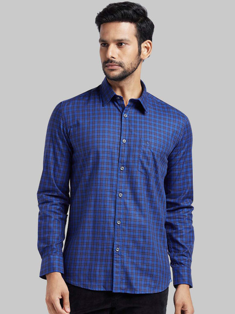 

Parx Men Navy Blue Slim Fit Checked Casual Shirt