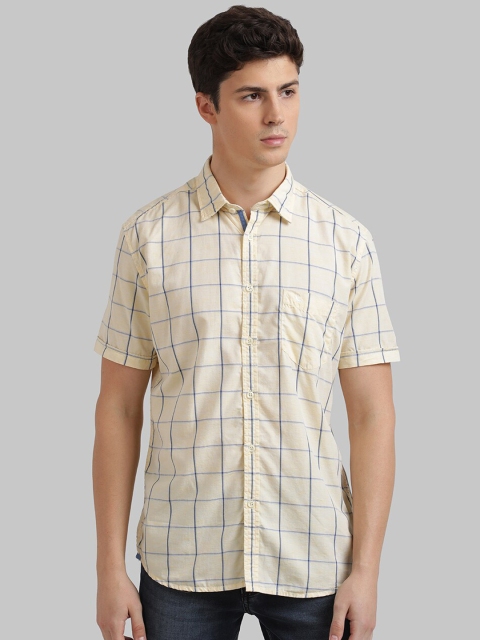 

Parx Men Yellow Slim Fit Checked Casual Shirt