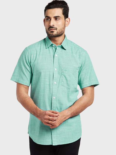 

ColorPlus Men Green Tailored Fit Checked Casual Shirt