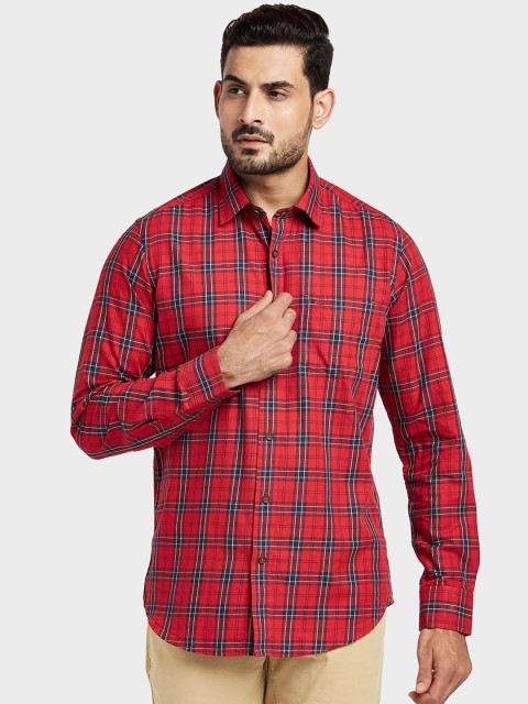 

ColorPlus Men Red & Navy Blue Regular Fit Checked Casual Shirt