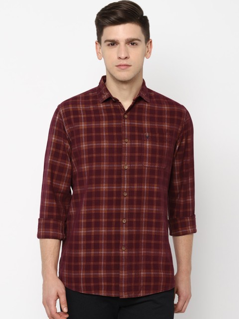 

Solly Jeans Co. Men Maroon & Orange Regular Fit Checked Casual Shirt