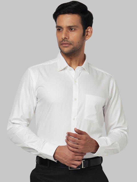

Park Avenue Men White Slim Fit Solid Formal Shirt