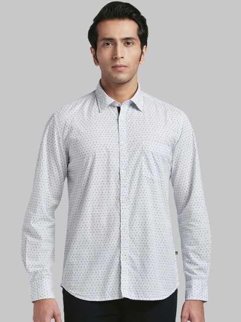 

Parx Men White & Navy Blue Slim Fit Printed Casual Shirt