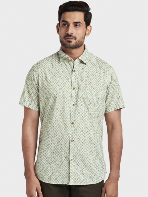 

ColorPlus Men Green Tailored Fit Printed Casual Shirt