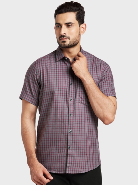 

ColorPlus Men Grey & Red Tailored Fit Checked Casual Shirt