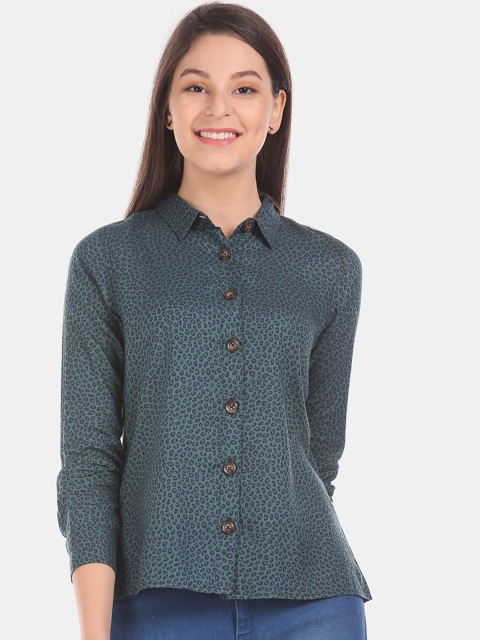 

Cherokee Women Teal Blue & Black Regular Fit Animal Printed Casual Shirt