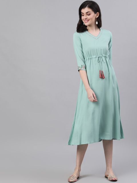 

Nayo Women Green Solid Empire Dress