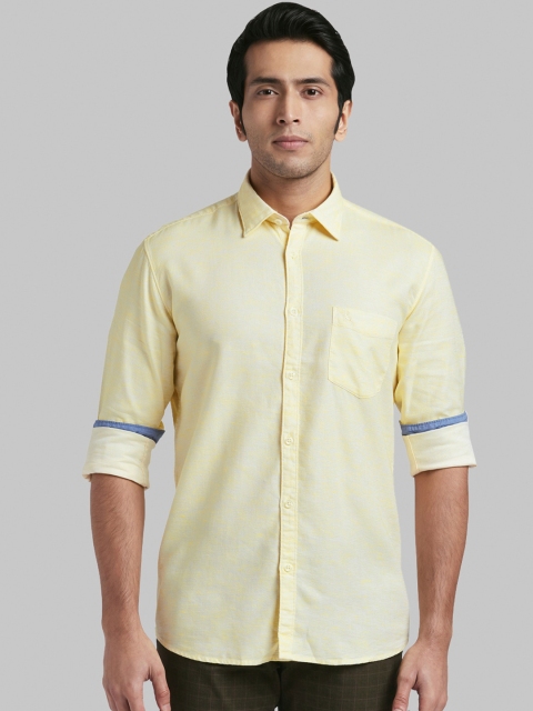 

Parx Men Yellow Slim Fit Self Design Casual Shirt