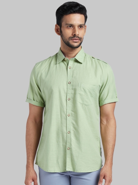 

Parx Men Green Slim Fit Solid Casual Shirt