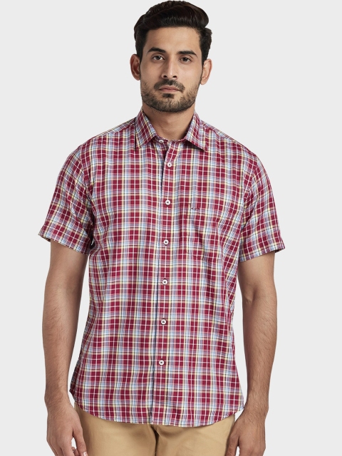 

ColorPlus Men Maroon & Off-White Tailored Fit Checked Casual Shirt