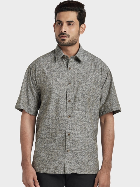 

ColorPlus Men Green Regular Fit Printed Casual Shirt
