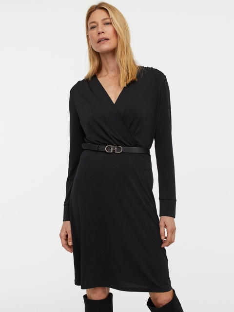 

H&M Women Black Solid V-Neck Dress