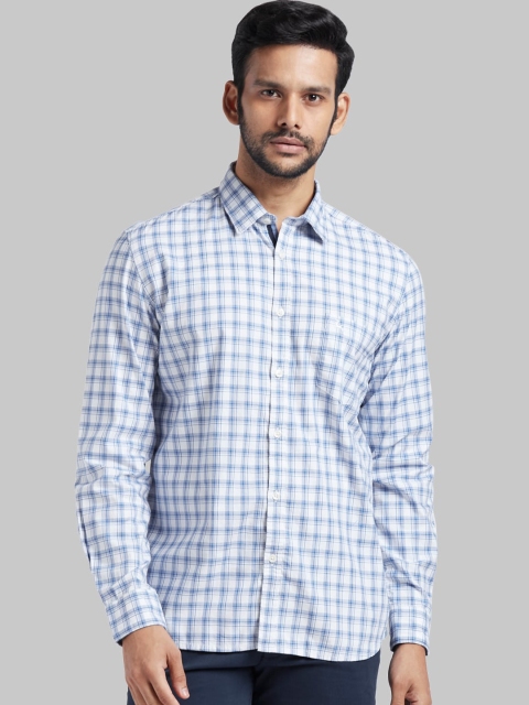 

Parx Men White & Blue Slim Fit Checked Casual Shirt