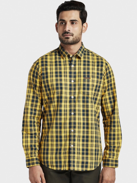 

ColorPlus Men Yellow & Blue Regular Fit Checked Casual Shirt