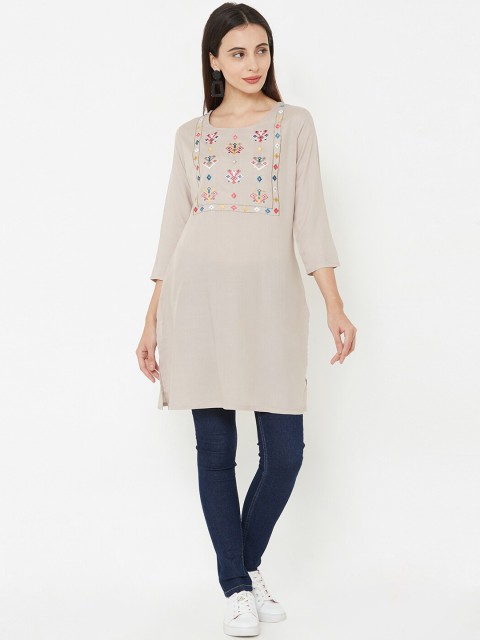 

FASHOR Women Beige Embroidered Straight Kurti