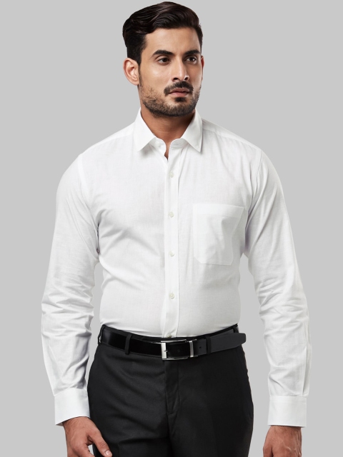 

Ethnix by Raymond Men White Tailored Fit Solid Formal Shirt