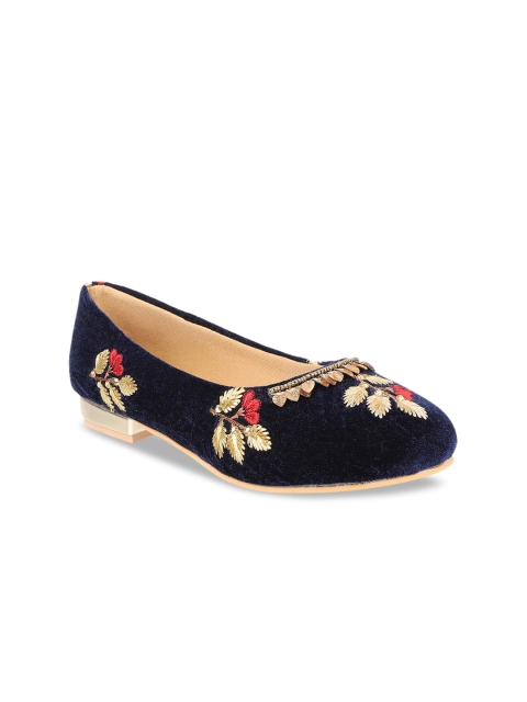 

Flat n Heels Women Navy Blue Woven Design Suede Ballerinas