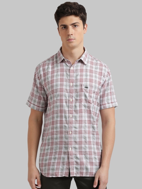 

Parx Men Red & Black Slim Fit Checked Casual Shirt
